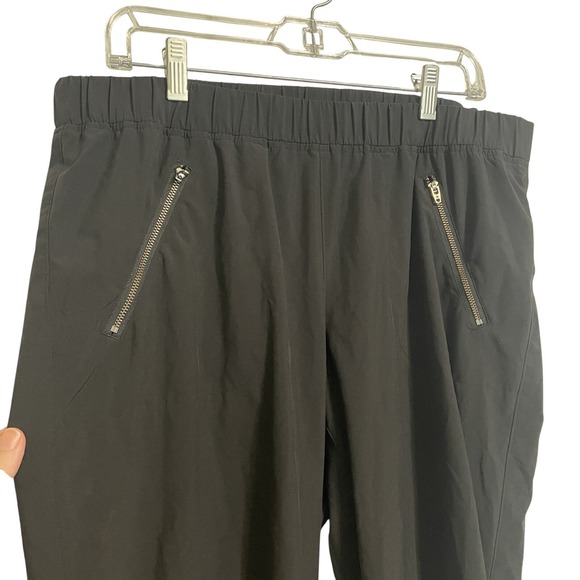Athleta Aspire Ankle Pants Womens Size 14 Black Zip Pocket Ruched Leg - Picture 4 of 9